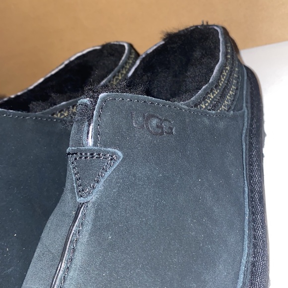 - MEN UGG NEUMAN BLACK SLIP ON SLIPPERS #7 - Picture 9 of 10
